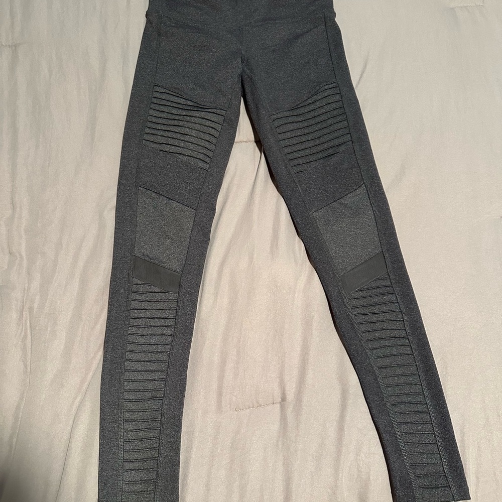 ALO Moto Leggings for Women Small Dark Gray - Picture 4 of 8